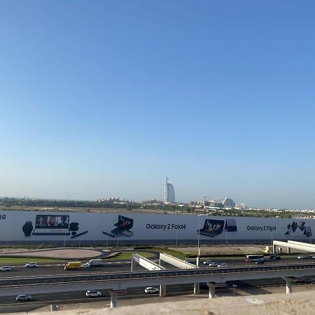 Beautiful Bedroom In Al Barsha Near Mashreq Metro Dubai Exterior photo